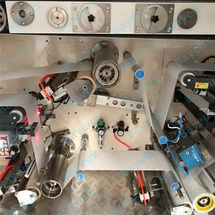 Full Servo Pantyliner Machine